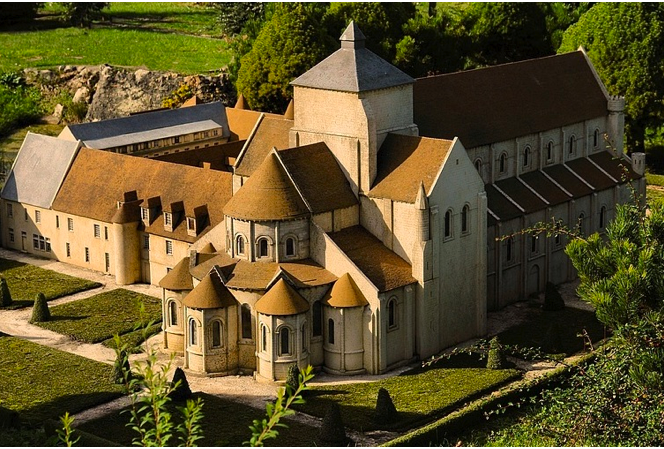 Un nouveau film sur l'Abbaye Notre-Dame de Fontgombault - Riposte ...