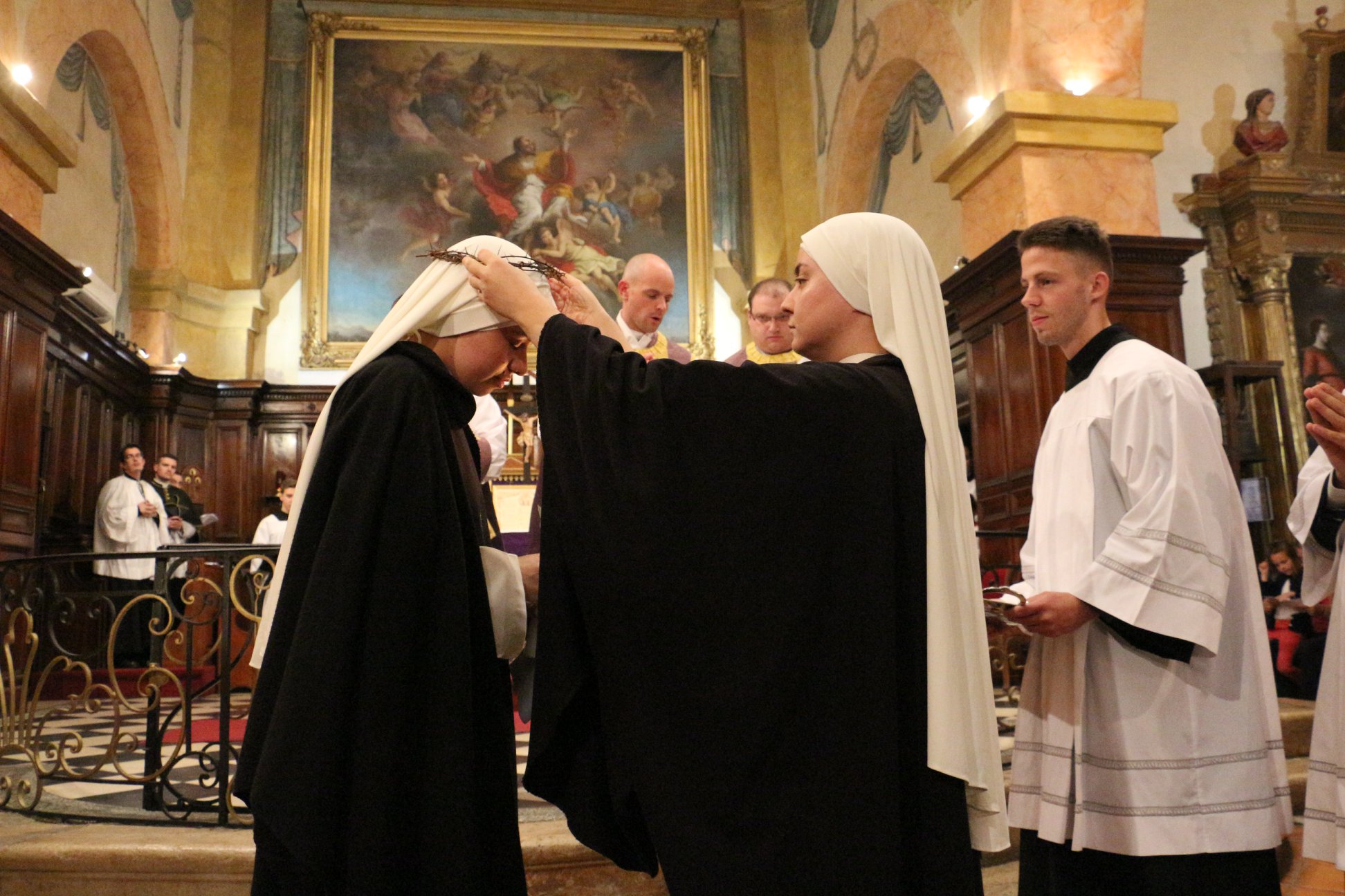Les Pretres Font Ils Voeux De Chasteté Voeux perpétuels chez les soeurs de la Fraternité Saint Joseph Gardien
